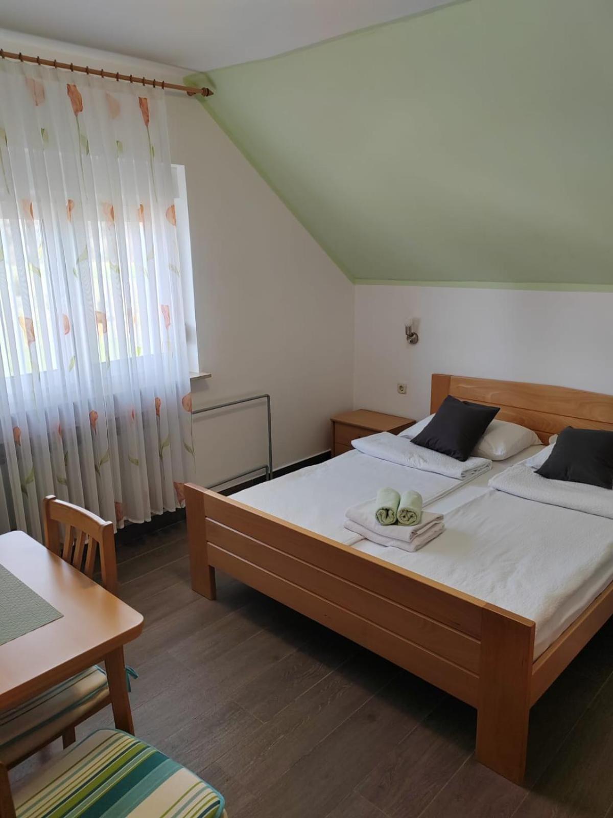 House Pljesevica Plitvicka Jezera Exterior foto